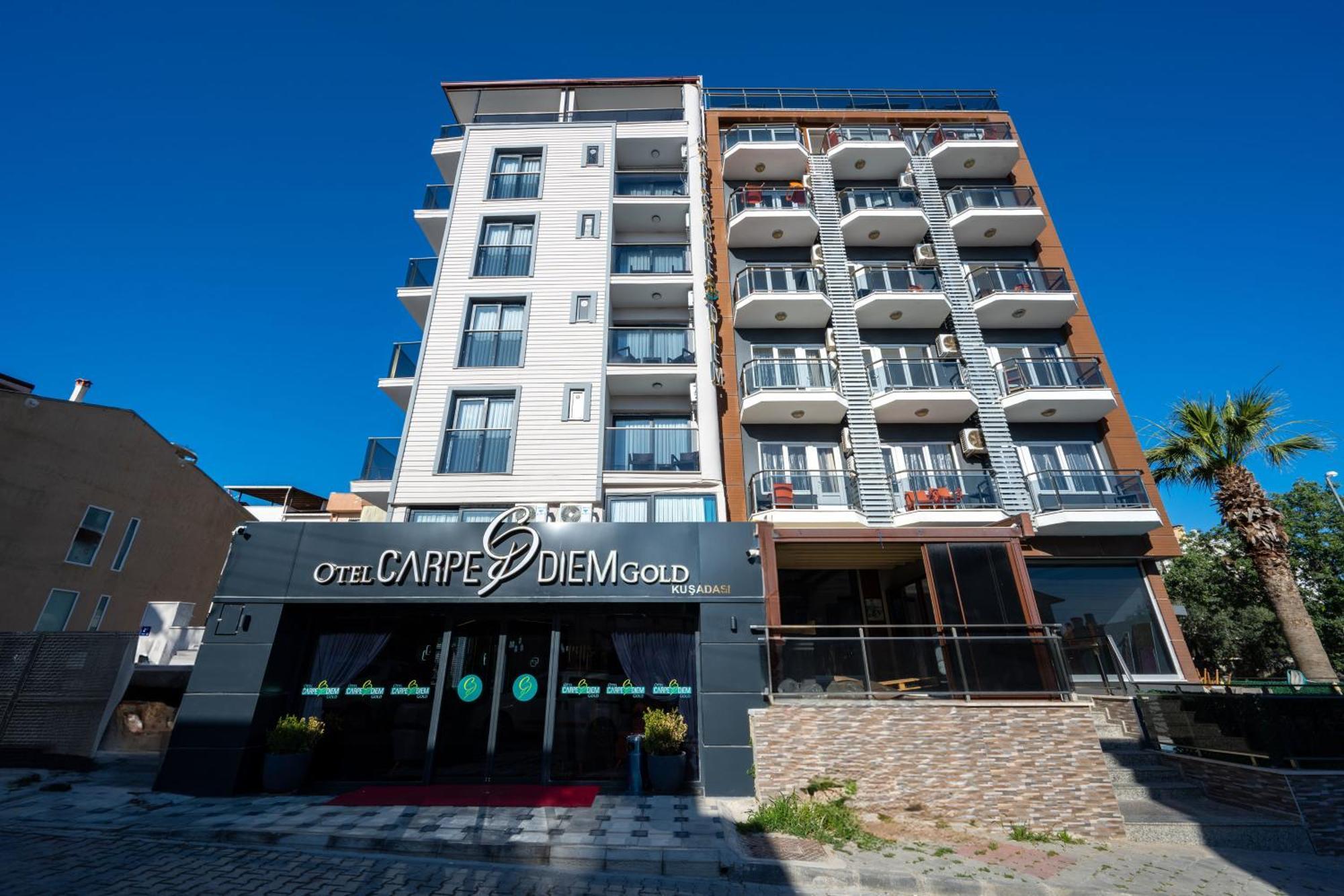 Otel Carpediem Gold 쿠사다시 외부 사진