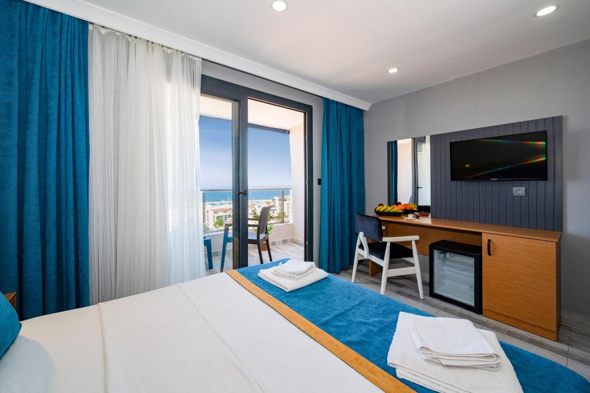 Otel Carpediem Gold 쿠사다시 외부 사진
