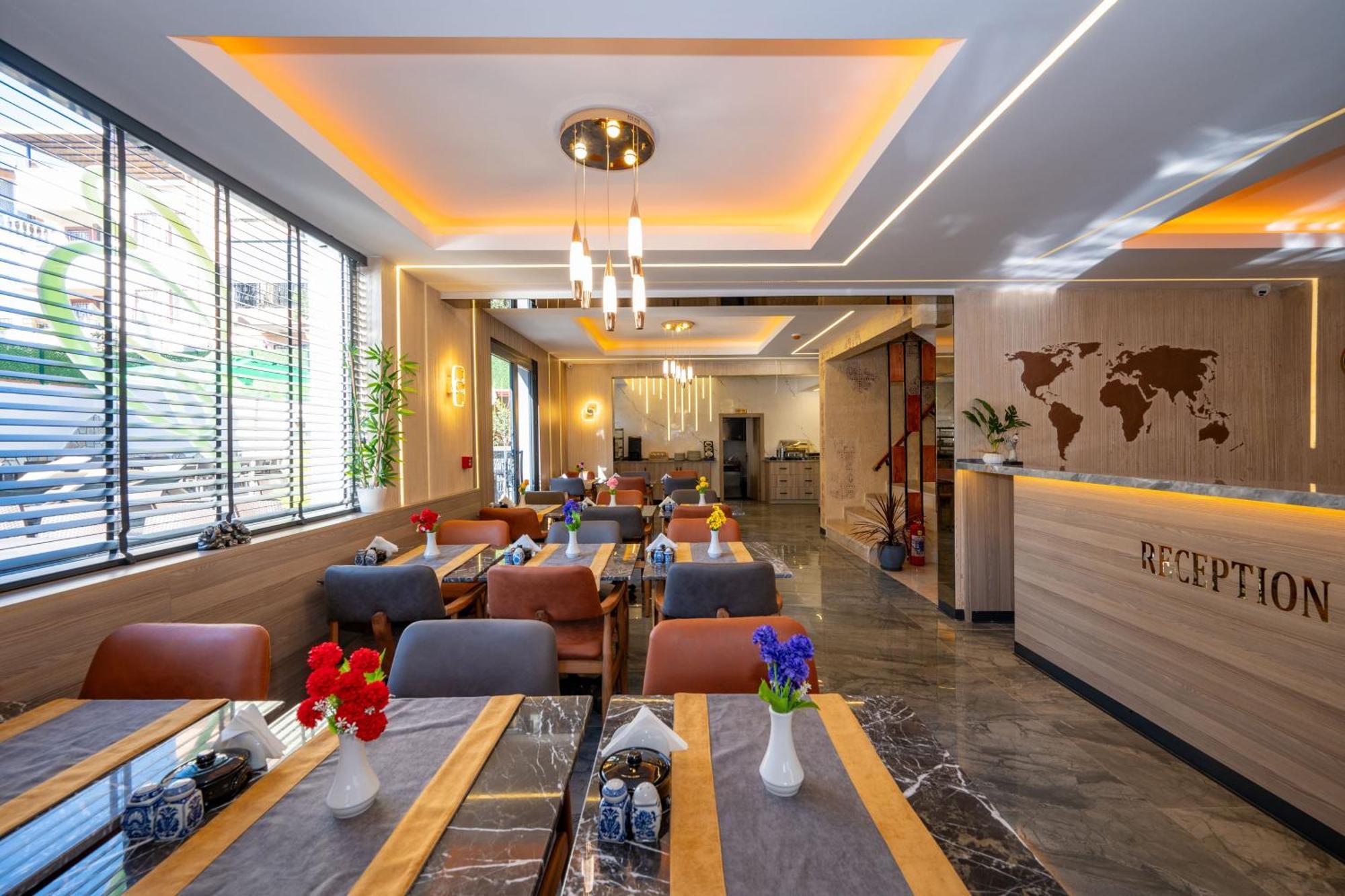 Otel Carpediem Gold 쿠사다시 외부 사진